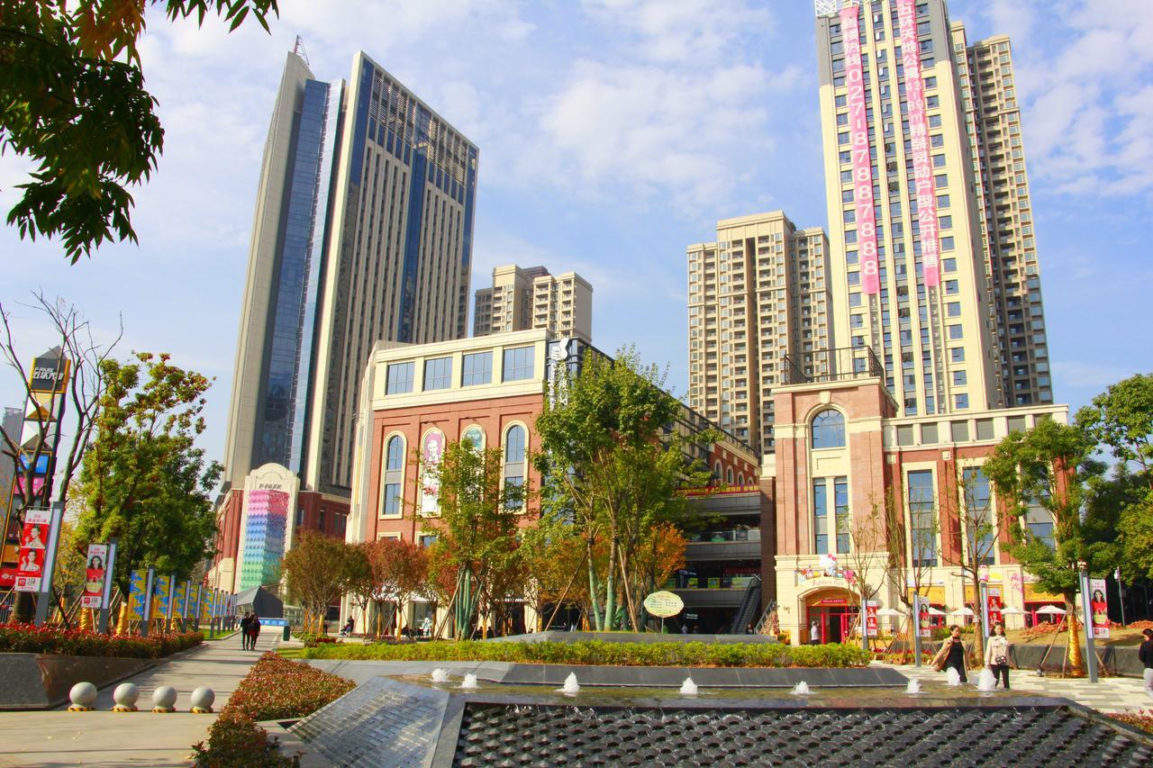 Line 2 Apartment Vuhan Dış mekan fotoğraf