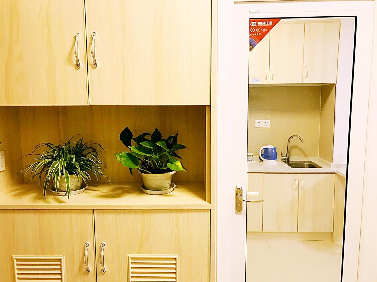 Line 2 Apartment Vuhan Dış mekan fotoğraf